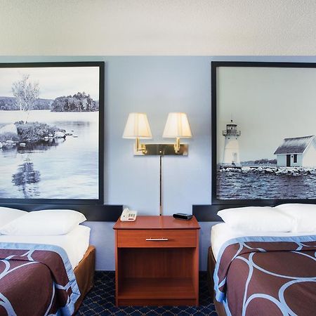 Super 8 By Wyndham Massena Ny Motel Exterior foto