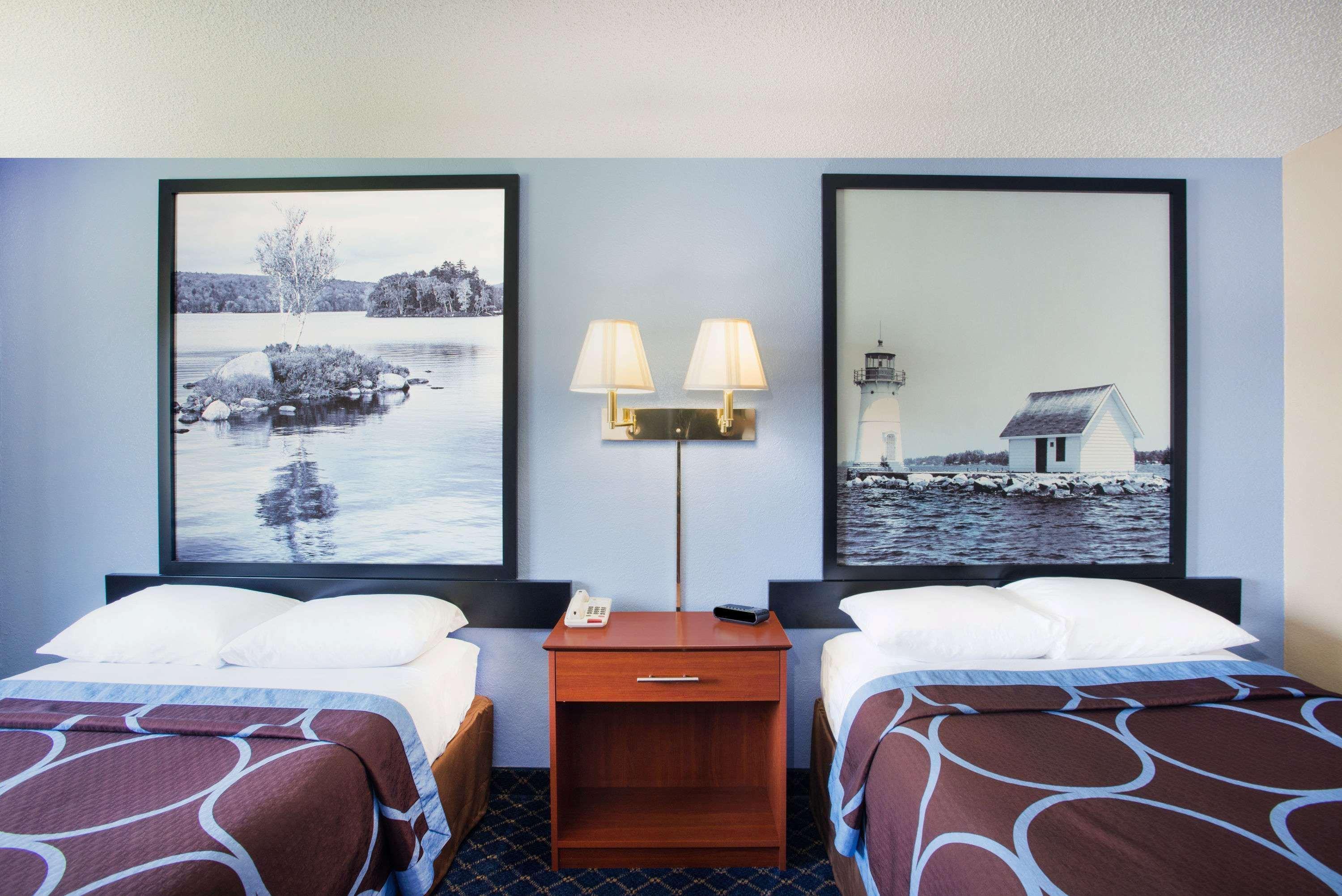 Super 8 By Wyndham Massena Ny Motel Exterior foto